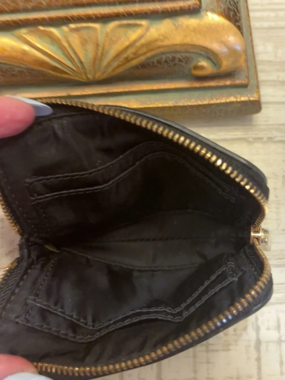 Like New ~ Tory Burch Black Saffiano Leather Zip ID/Coin Wallet